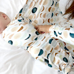 Luna Neutral Swaddle & Hat Set